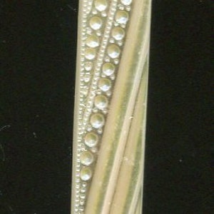 1 Bohemian cabochon met patroon wit AB 37 x 8 mm