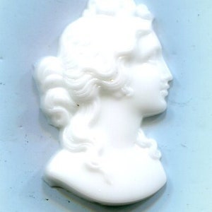 1 Boheemse siersteen cameo wit 34 x 22 mm