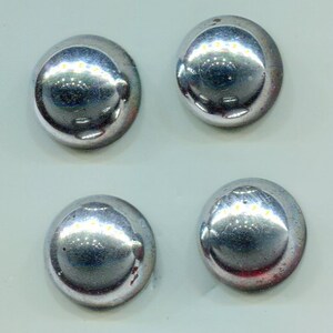 7 Tsjechische cabochons 15 mm zilver