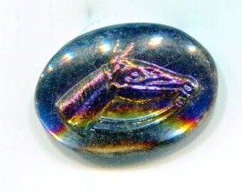 1 Boehm. Tableau cabochon tête de cheval iridis bleu 18 x 13 mm