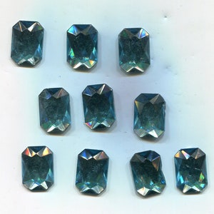 2 Boheemse cabochons aqua 18 x 13 mm