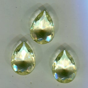 3 Boheemse Chaton druppels geel 18 x 13 mm