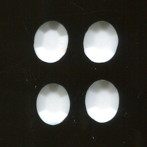 10 Tsjechische ovale strass chatons 10 x 8 mm wit