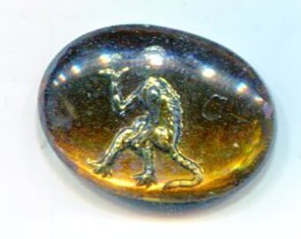 1 Böhmischer Bild-Cabochon Faun gold iridis 18x13 mm