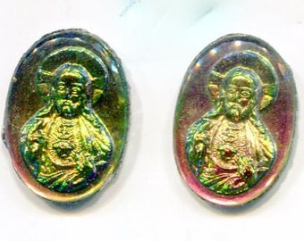 2 Böhmische Bild-Cabochon Jesus 18x13 mm lila iridis