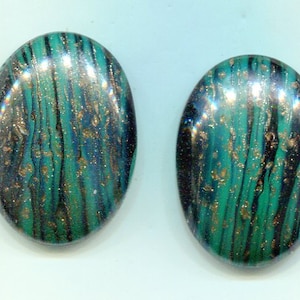 2 Boheems goud zand cabochons 30 x 22 mm groen gemarmerd