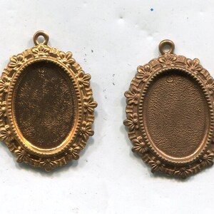 2 Böhmische Cabochon-Fassungen kupfer 18x13 mm