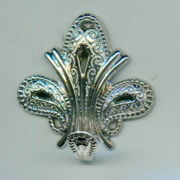 1 Bohemian decorated metal hook silver