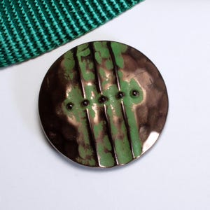 Antieke Art Deco glazen knoop, 40 mm, groenbronskleurig, jaren 1920, antieke vintage knoop, verzamelobject, gesptypes, art. 749