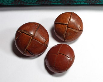 3 old leather buttons 26 mm 30 mm brown leather buttons, vintage leather buttons, jacket buttons, coat buttons