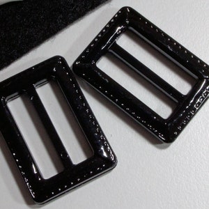 2 Schnallen 25mm alte Gürtelschnallen Vintage schwarz Kunststoff Gürtelschließen, SchnallenARTen, ART. 466