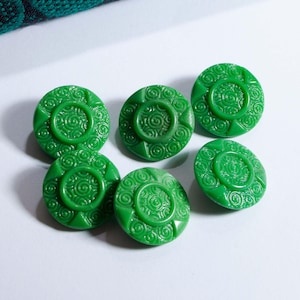 6 Vintage Glasknöpfe 18mm grün mit Muster alte Knöpfe aus Glas 50er 60er Jahre Gablonz, SchnallenARTen, ART. 1130