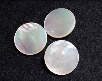 3 old vintage mother-of-pearl buttons 23 mm white ecru, mother-of-pearl buttons, old buttons, mother-of-pearl, shell, buckle types