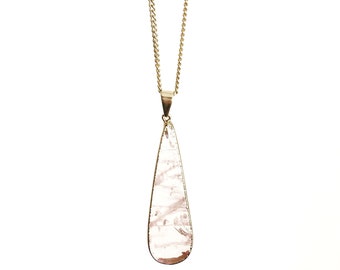 Collier en quartz rose en forme de larme, plaqué or