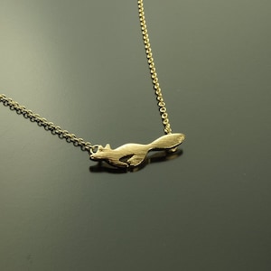 Chain fox pendant golden matt brushed