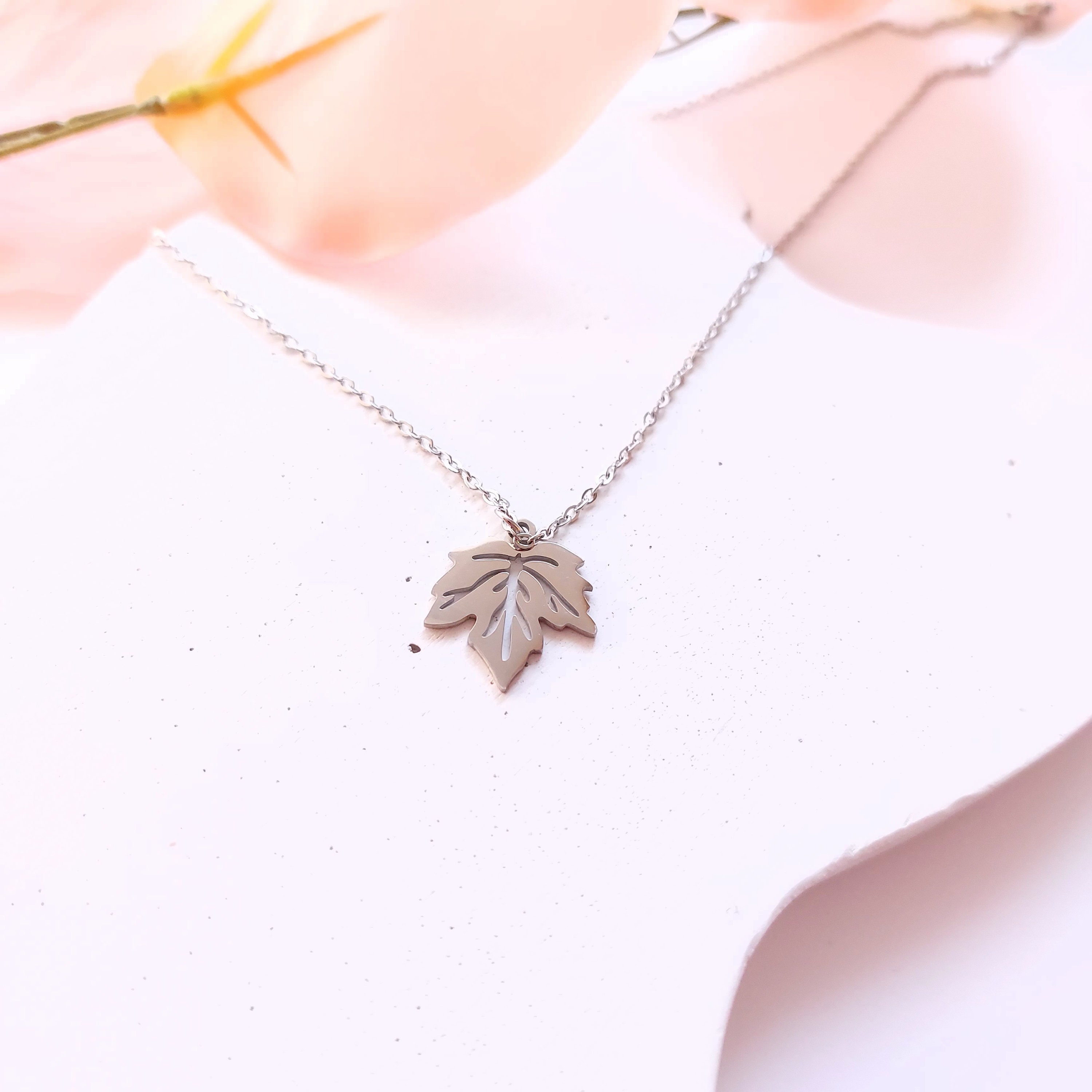 Chain stainless steel leaf wine vine leaf pendant tree silver golden