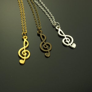 1 piece chain desired color treble clef note music