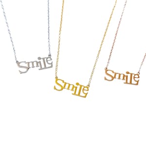 Cadena Sonrisa Sonrisa Letras de fuente Acero inoxidable Dorado Plata de su elección