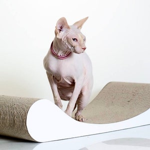 Scratching post Sofa White from House of Cats image 1