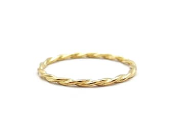 loosely twisted gold ring, 750 gold cord ring