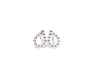teardrop-shaped silver studs, silver teardrop earrings made of beads
