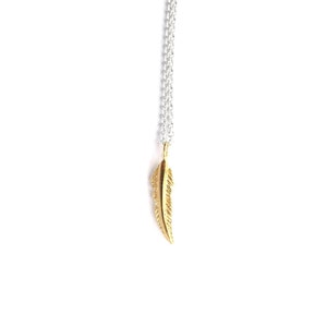Gold feather, 750 gold feather with silver chain, image 1