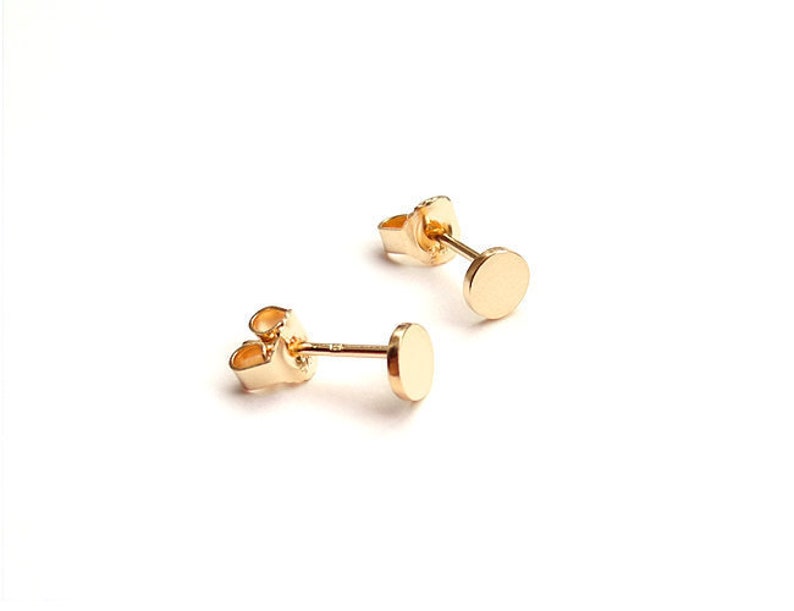 gold dot stud earrings, 5 mm small gold plated plate earrings image 2