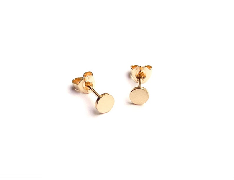 gold dot stud earrings, 5 mm small gold plated plate earrings image 3