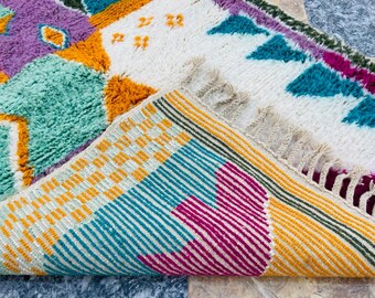 【新品/一点物】モロッコのベルベルラグ 108×60　No. 6 カラフルなモロッコラグ、手織りラグ、ベルベルラグ、ウールラグ