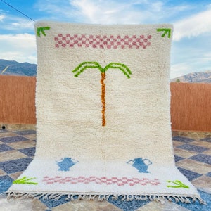 Unique Berber Moroccan Costum rug - Moroccan Woolen carpet - New Azilal rug - Beni ouarain style - New Beni ouarain rug - berber rug