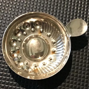 sommeliers cup, sommeliers cups, Wine tasting cup, Taste vin tastevin metal 4eme Centenaire Champagne Gosset 1584 - 1984 ancien 69g 11.5 cm