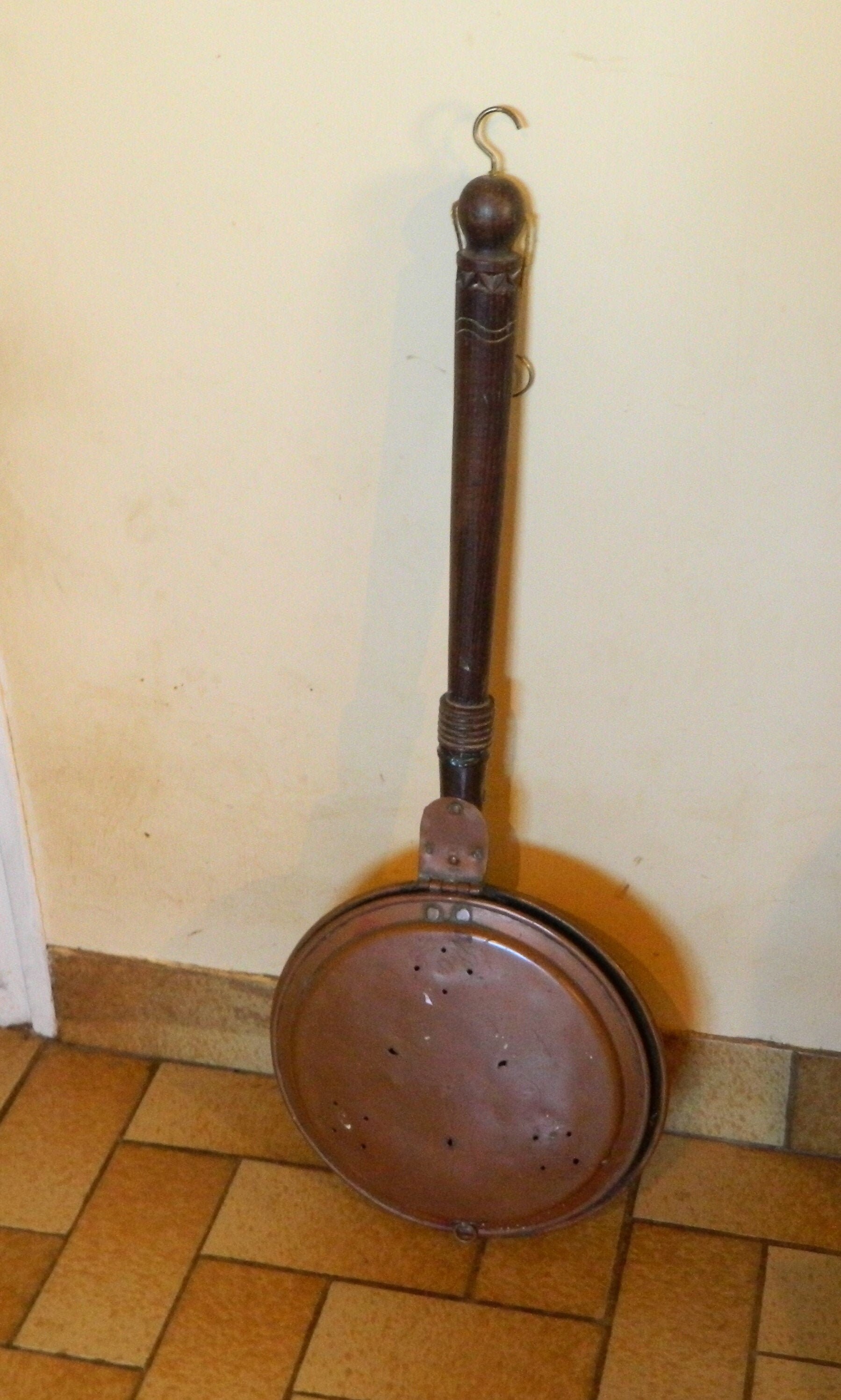 Vintage Français Copper Pan Bed Warmer Long Handle Wall Hanging Decor Hand Gift Display/ Vintage