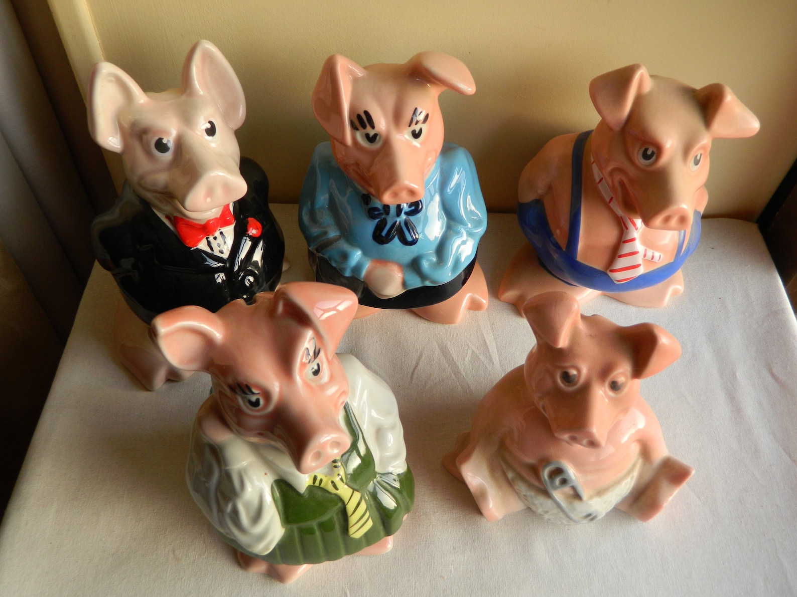 Wade Natwest Pigs, Full Set, Piggy Banks, in Ceramic, Pig Money Box