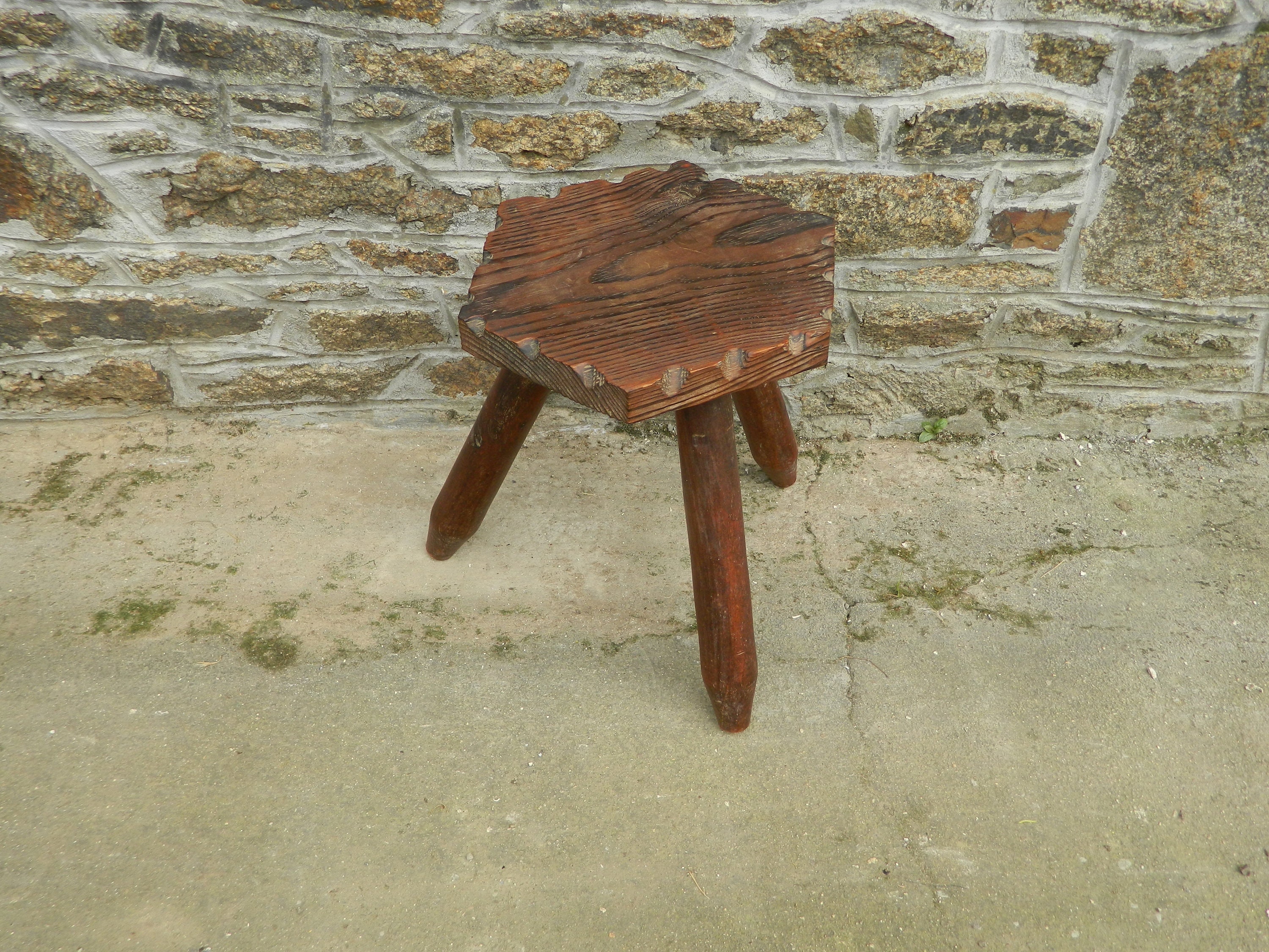 Tabouret en Bois Vintage, Ferme Français, Petits Sièges, Tabouret Trépied, Breton, Décor Champêtre d