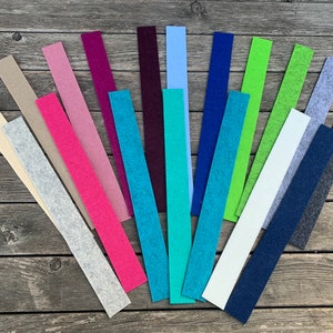 Set of 10 felt ribbons/ribbons for key rings/working materials/blanks 30x3x0.3 cm in different colours