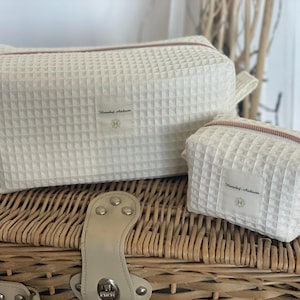 Kosmetiktasche Waffelpiqué im Set groß & klein in cremeweiß mit Reißverschluss