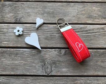Keychain with heart possible in different colors