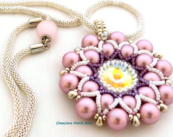 Colgante novias, medallón perlas, cristal swarovski, perlas rosa vintage, cadena plateada , envio gratis, cierre ojo  gato rosa, artesanal