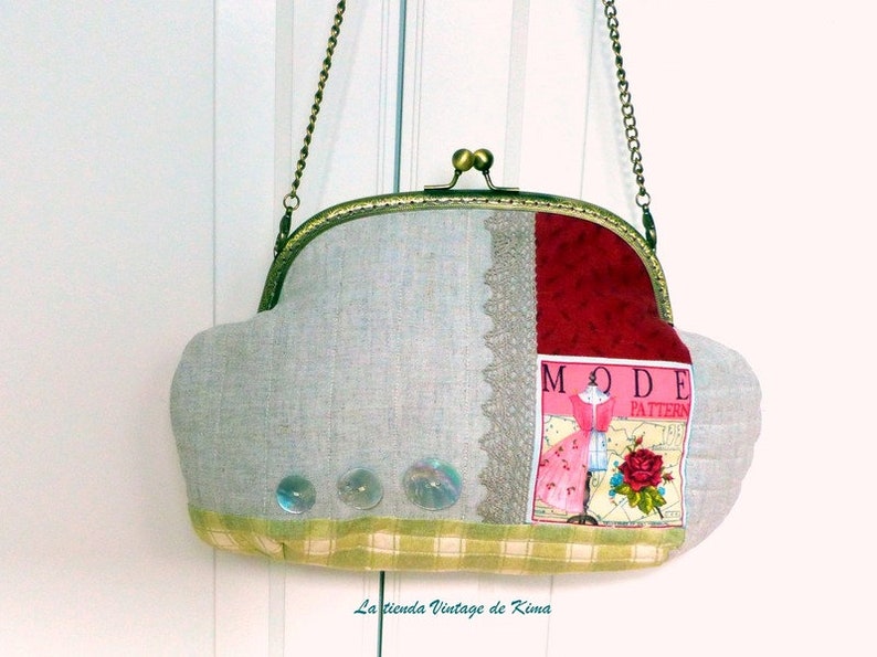 Vintage Style Handbag image 1