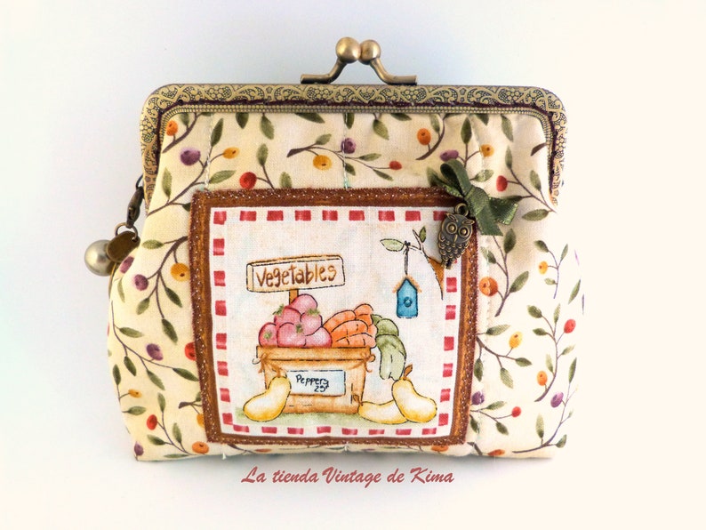 Purse with nozzle vegetables image 1