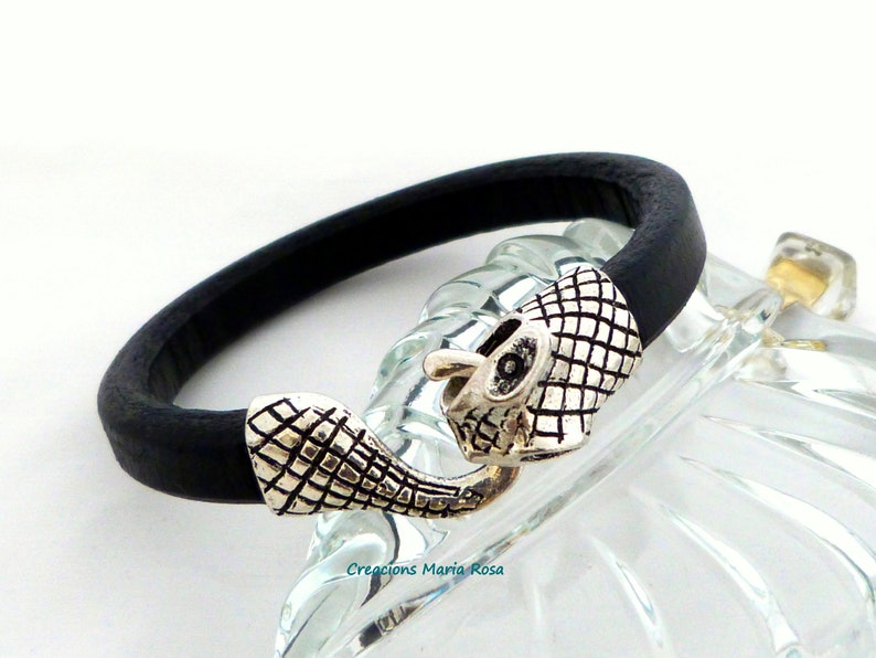 Bracelet homme cuir noir, bracelet fermoir serpent, cadeau pour homme, cadeau fête des pères, bracelet original, image 2