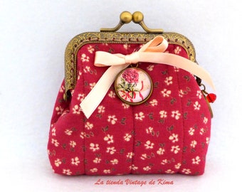 Fabric purse with nozzle   cameo gardenia