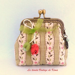 Fabric purse with nozzle - tulip green -