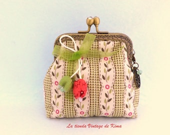 Fabric purse with nozzle -tulip green  -