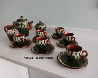 My Vintage Treasures, vintage koffieservies uit de jaren 70, handgemaakt en beschilderd koffieservies, keramiek koffieservies, bijzonder cadeau, kopjes en borden