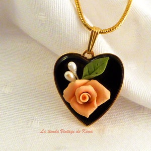 Heart pendant with rose image 1