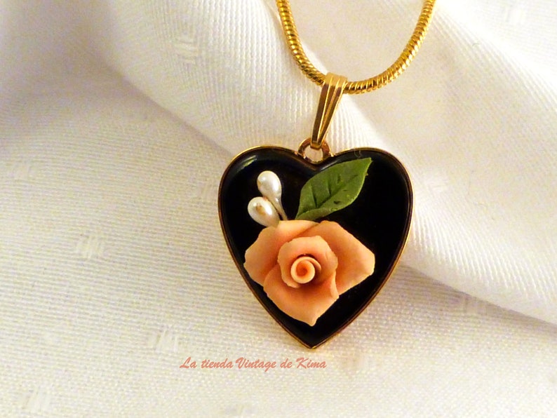 Heart pendant with rose image 1