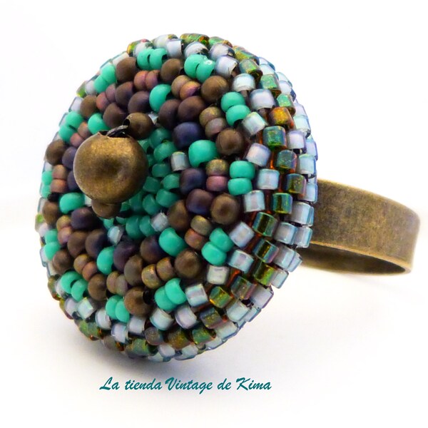 Round ethnic ring