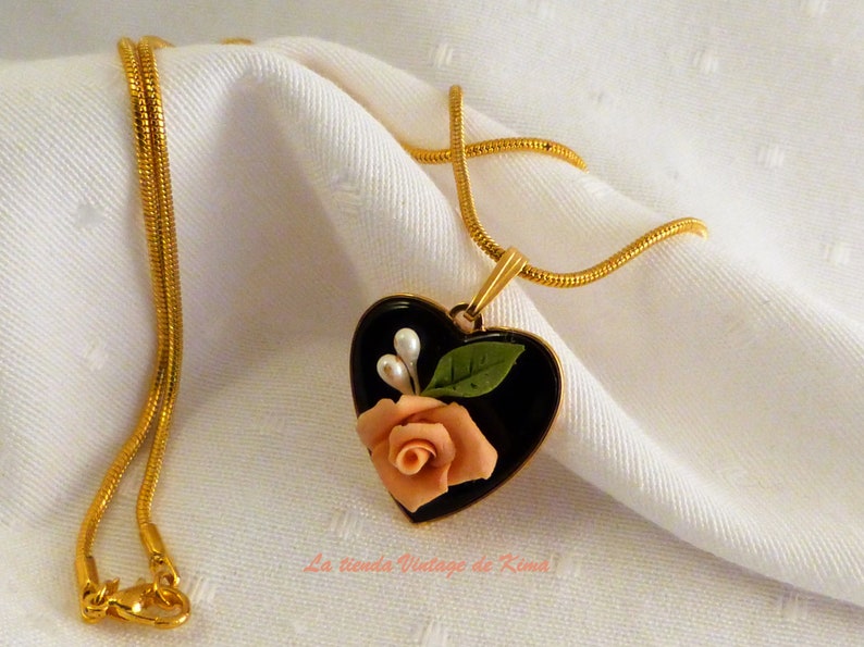 Heart pendant with rose Bild 3