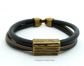 Man bracelet with three leathers